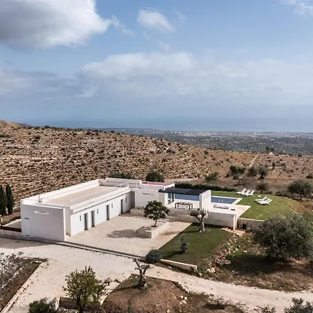 Redimeti Villa *