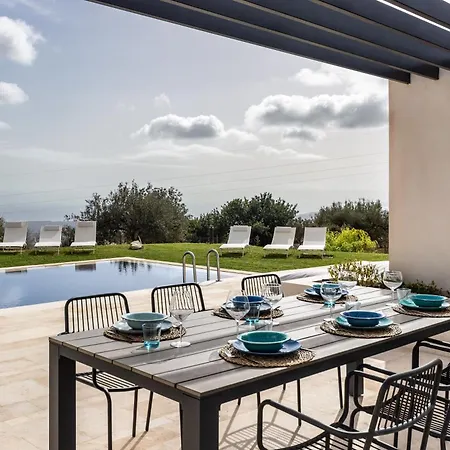 Redimeti Villa